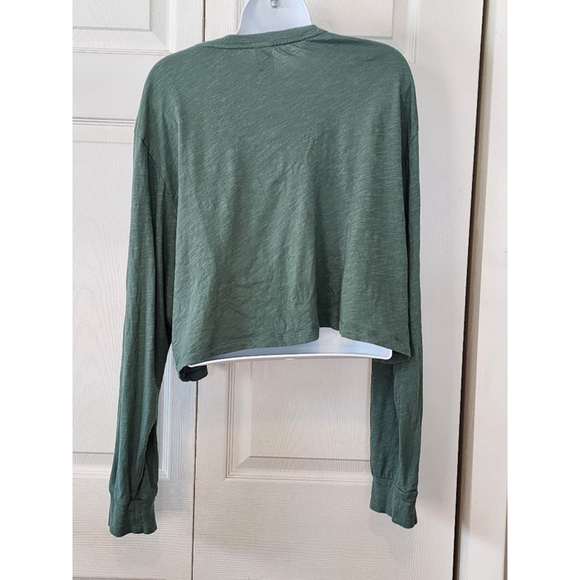 Pink Green Cropped Top - Picture 3 of 4